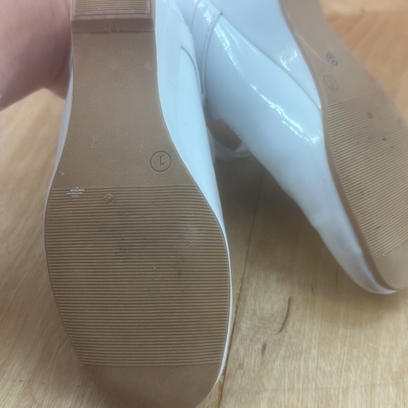 Christie & Jill girls white dress patent pageant shoe with bling accent size 1 - Picture 6 of 6